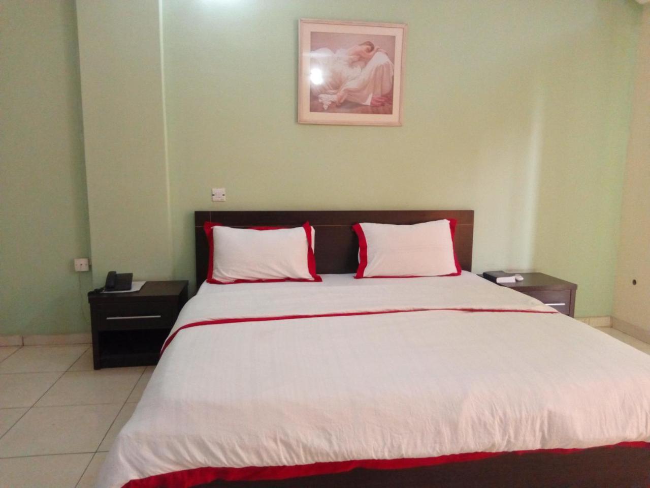 Weaver'S Hotel Abuja Exterior foto